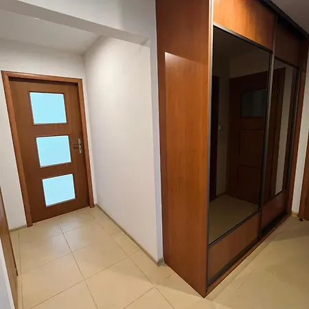 Przytulne Mieszkanie W Nowym Saczu Nowy Sącz Exterior photo